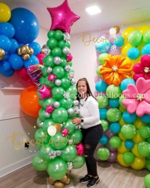 Sweet Christmas Balloon Bouquet decoloverballoos.com Tampa, FL Christmas decorations balloon bouquets balloons bouquets celebrations